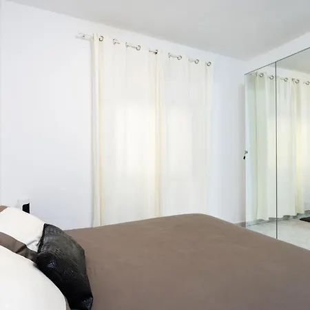 Apartment Home2book Cozy La Marina, Cruz Center